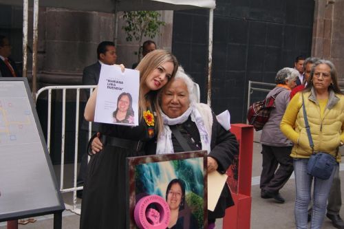 Congreso mexiquense honra la memoria de víctimas de feminicidio